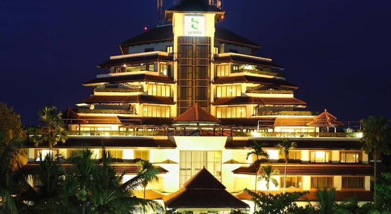 Grand Diamond Hotel Yogyakarta Maguwo Extérieur photo