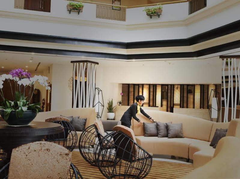 Grand Diamond Hotel Yogyakarta Maguwo Extérieur photo